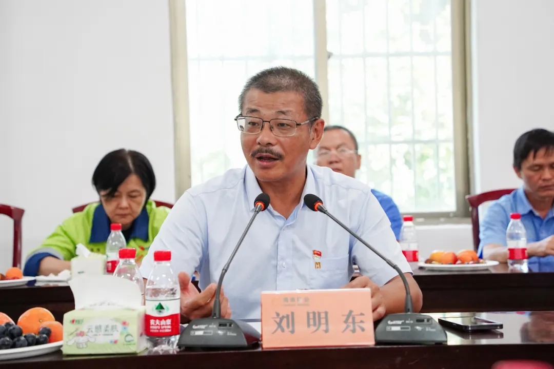 1719827985702935.jpg 918博天堂召开“七一”座谈会2.jpg
