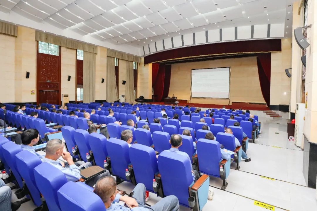 夯实安全出产根基 918博天堂进行安全出产知识培训班