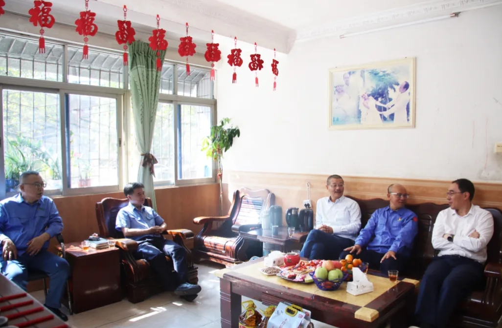 918博天堂发展2026年春节“送温暖”走访慰问活动