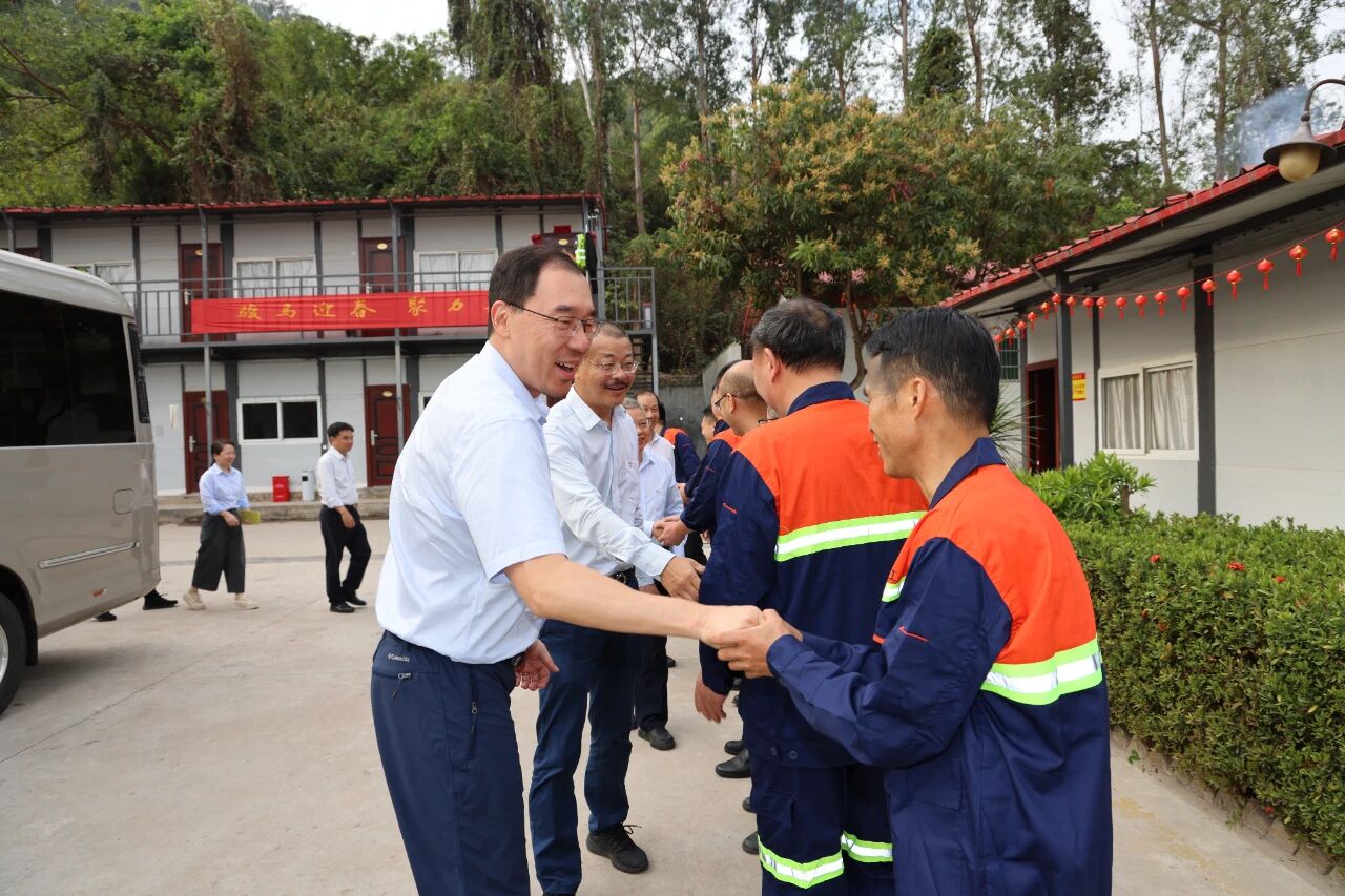 马跃新程 聚力奋进 918博天堂进行新春走访活动